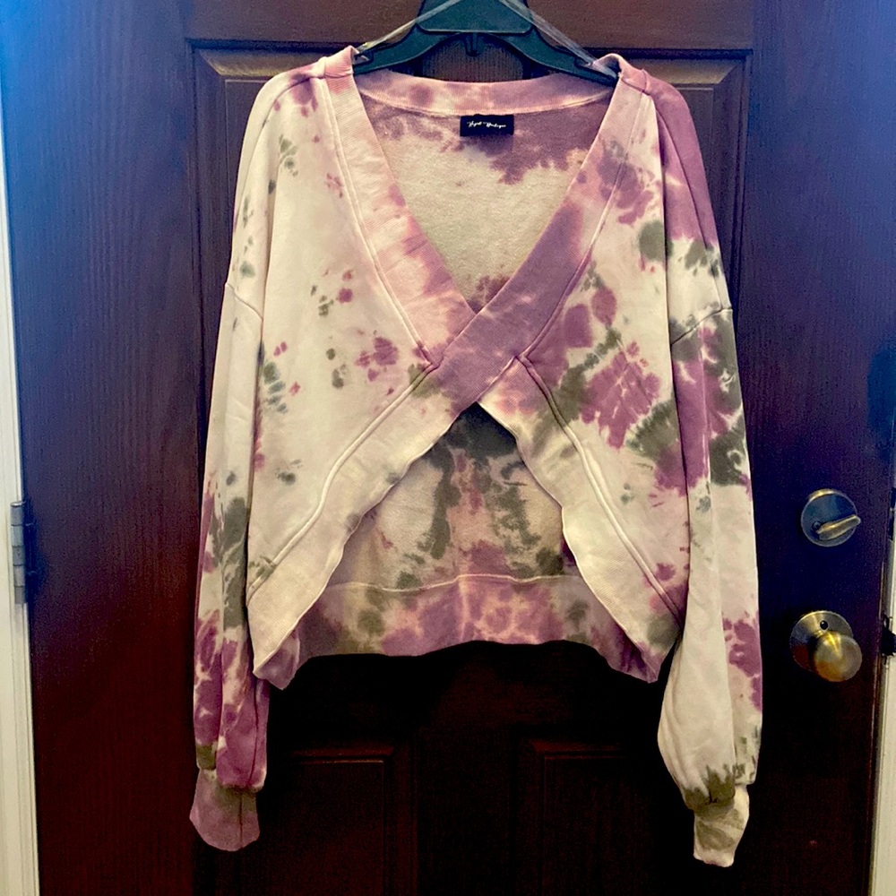 Hazel Boutique Cross body sweatshirt